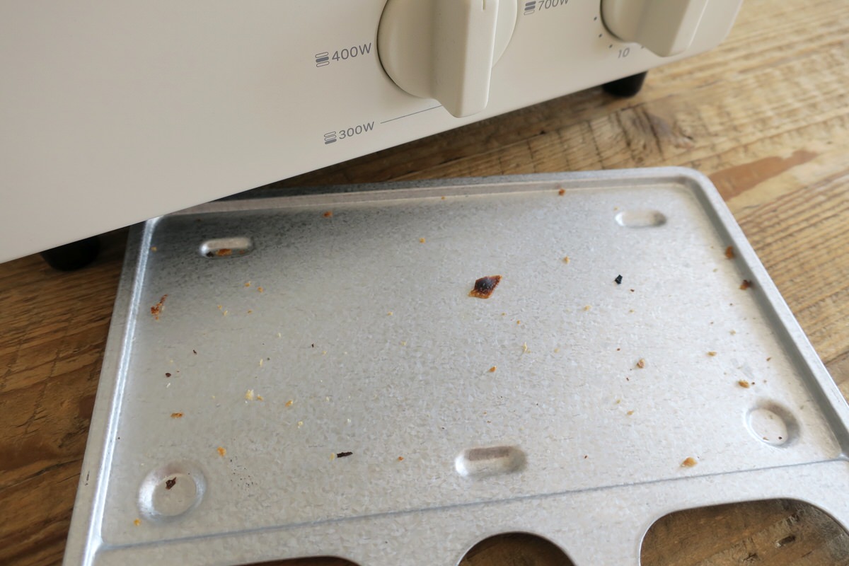 無印のオーブントースター縦型は掃除も簡単