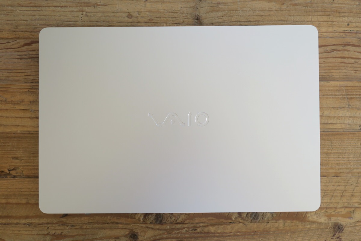 VAIO Z クラムシェルモデル